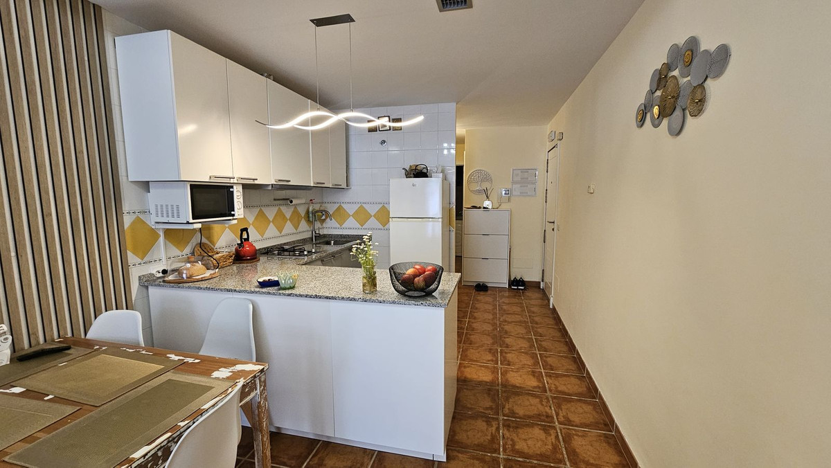 Appartement te koop in Estepona | 1 slaapkamers H5361145