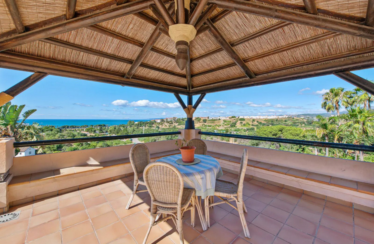 Appartement te koop in Estepona | 6 slaapkamers H5361265