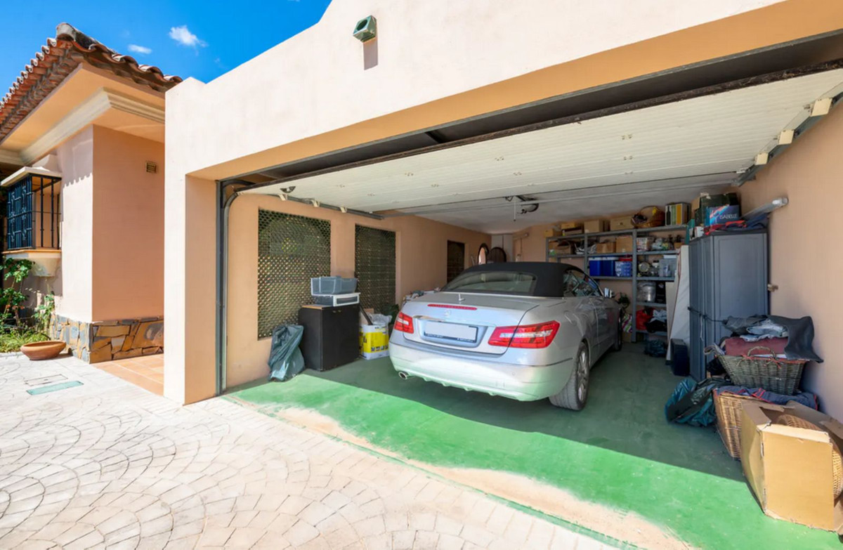 Appartement te koop in Estepona | 6 slaapkamers H5361265