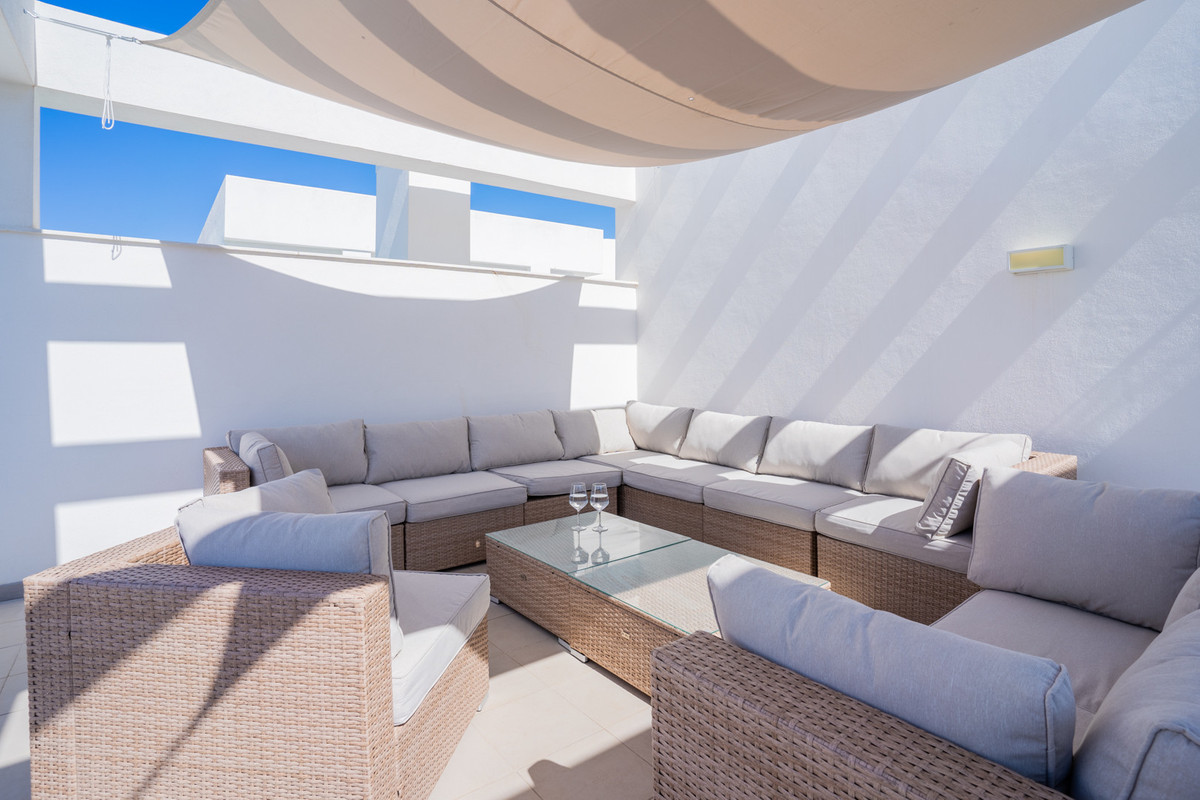 Penthouse te koop in Estepona | 3 slaapkamers H5361370