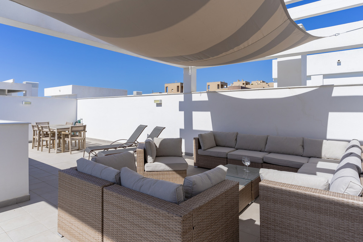 Penthouse te koop in Estepona | 3 slaapkamers H5361370