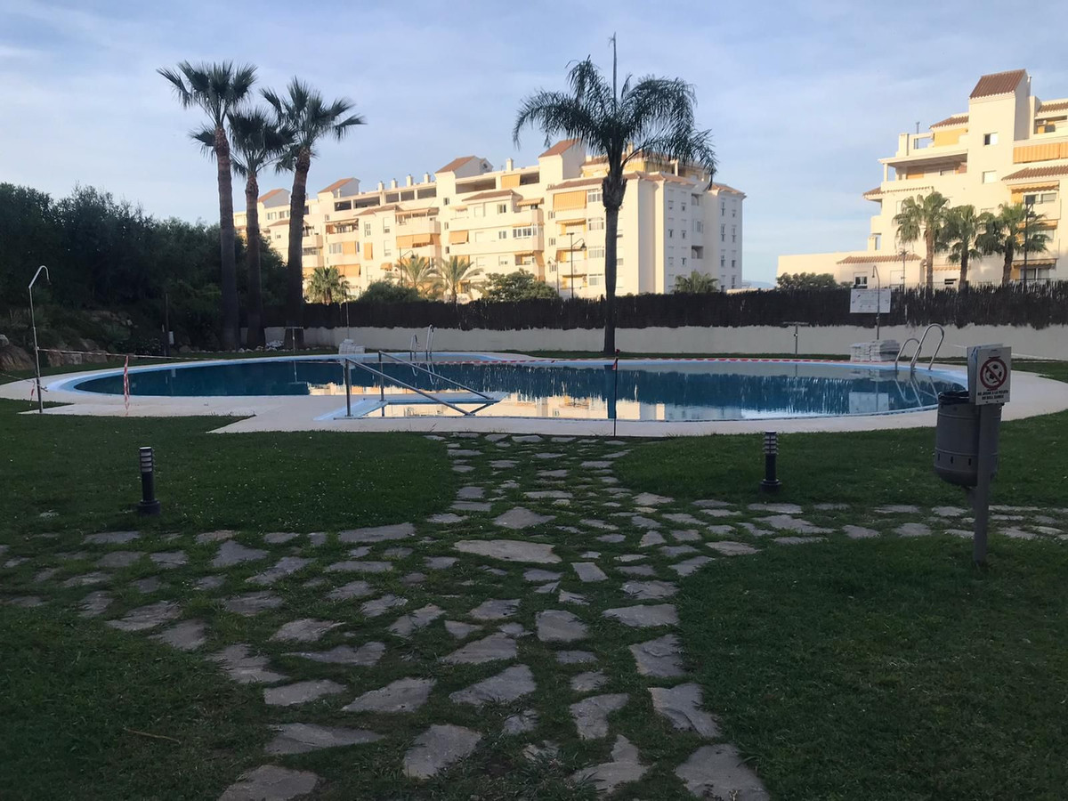 Appartement te koop in Estepona | 3 slaapkamers H5361697