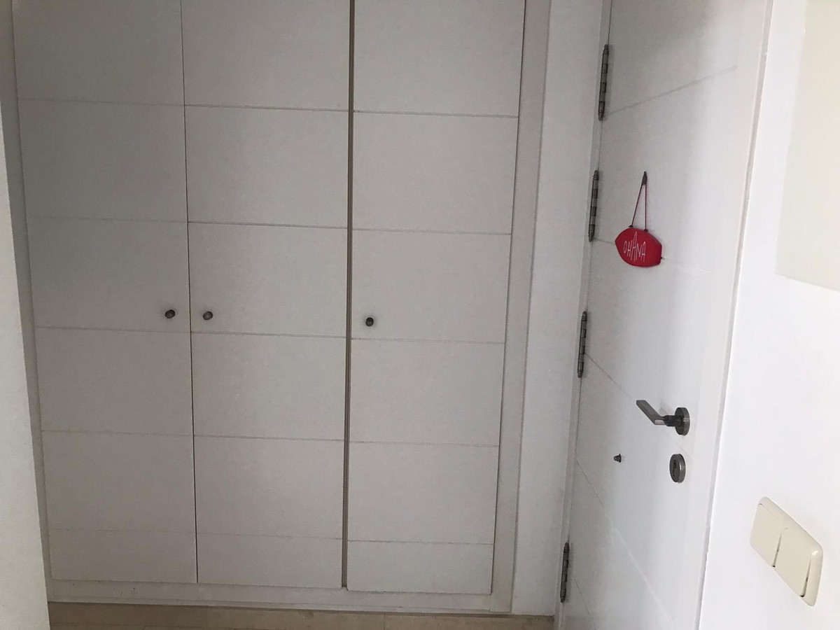 Appartement te koop in Estepona | 3 slaapkamers H5361697
