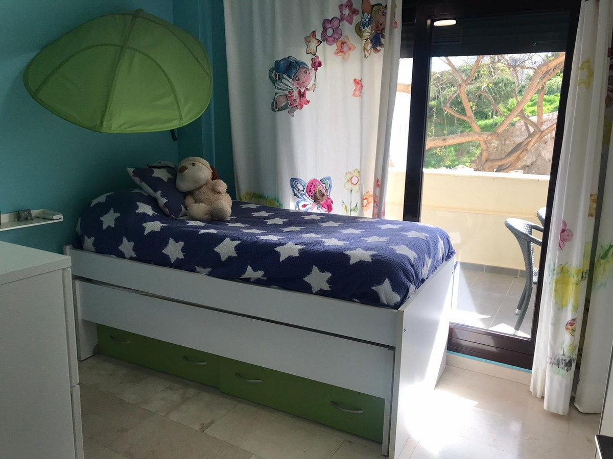 Appartement te koop in Estepona | 3 slaapkamers H5361697