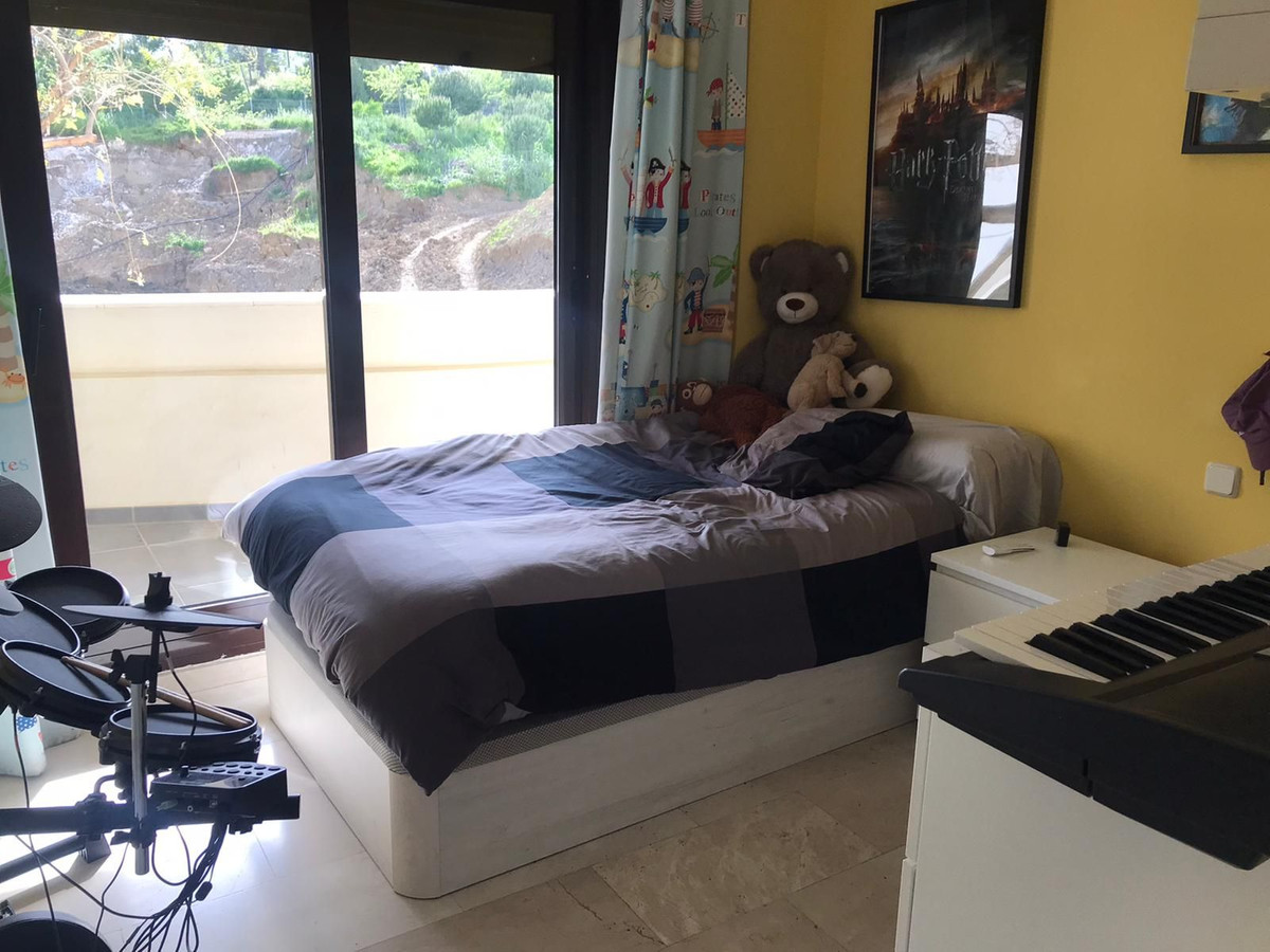 Appartement te koop in Estepona | 3 slaapkamers H5361697