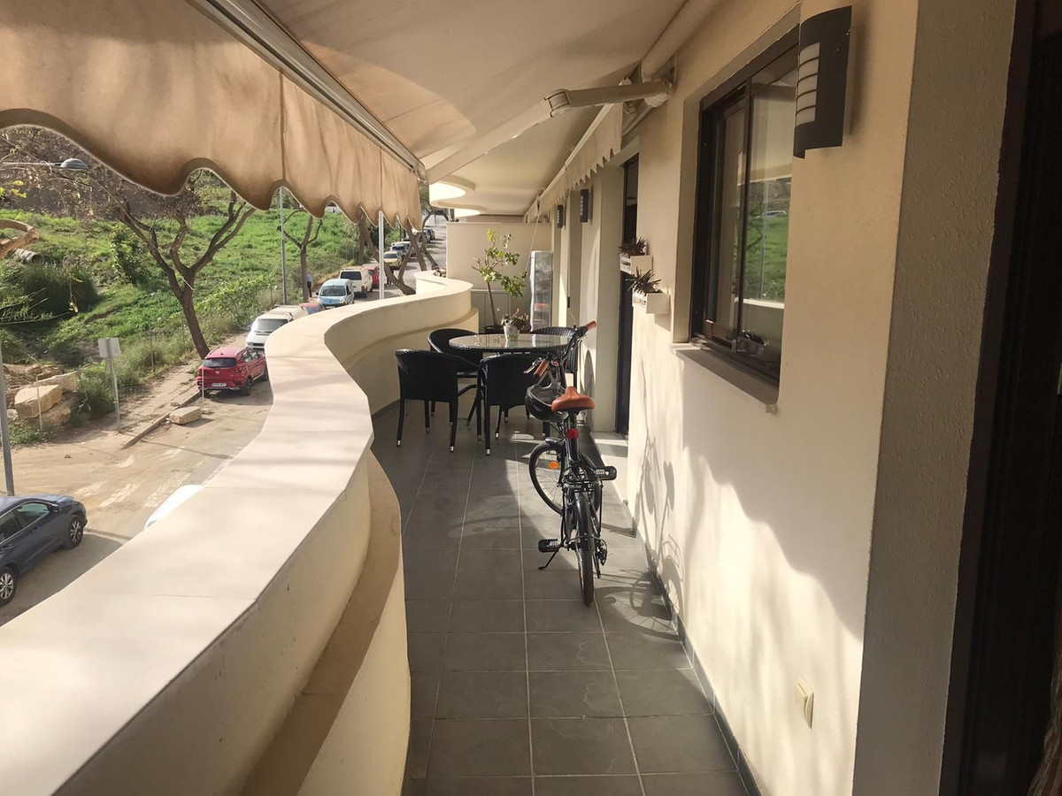 Appartement te koop in Estepona | 3 slaapkamers H5361697