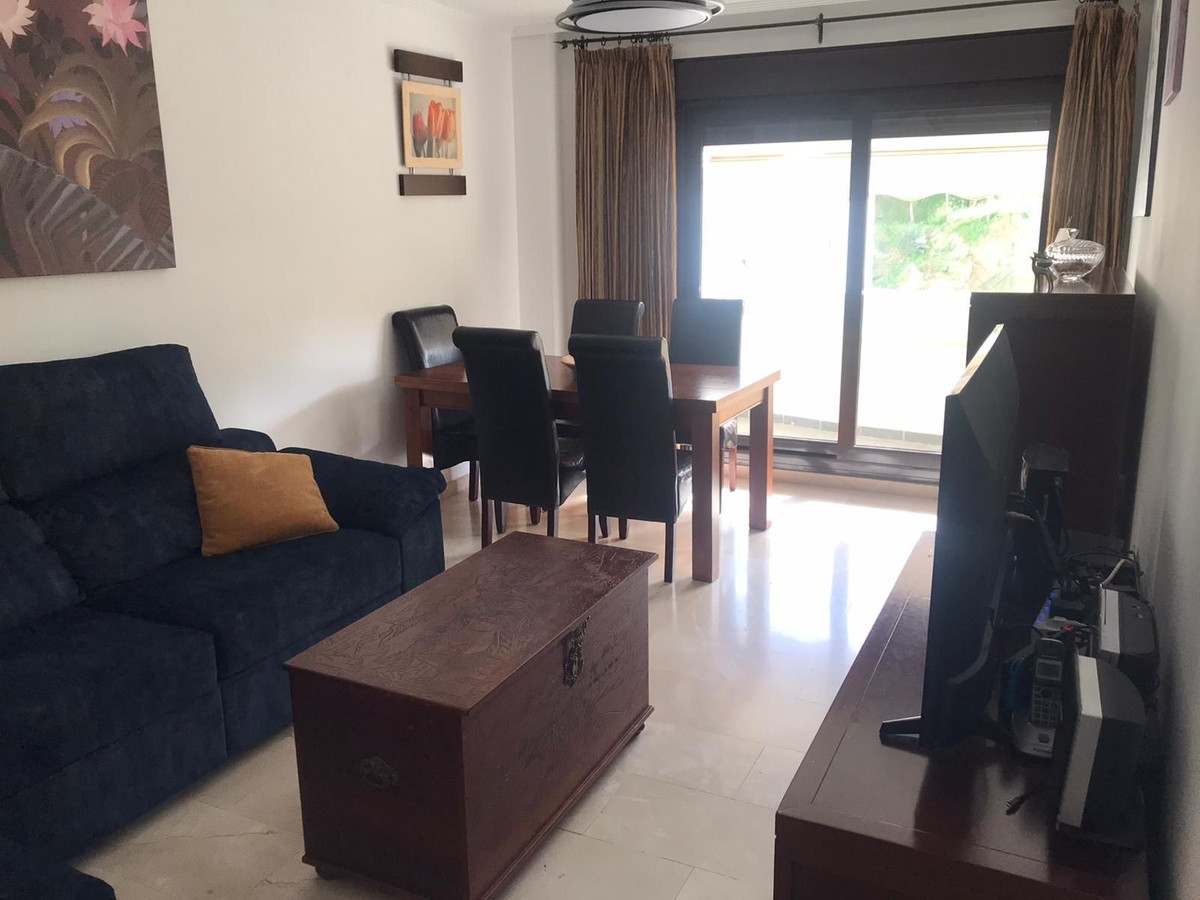 Appartement te koop in Estepona | 3 slaapkamers H5361697