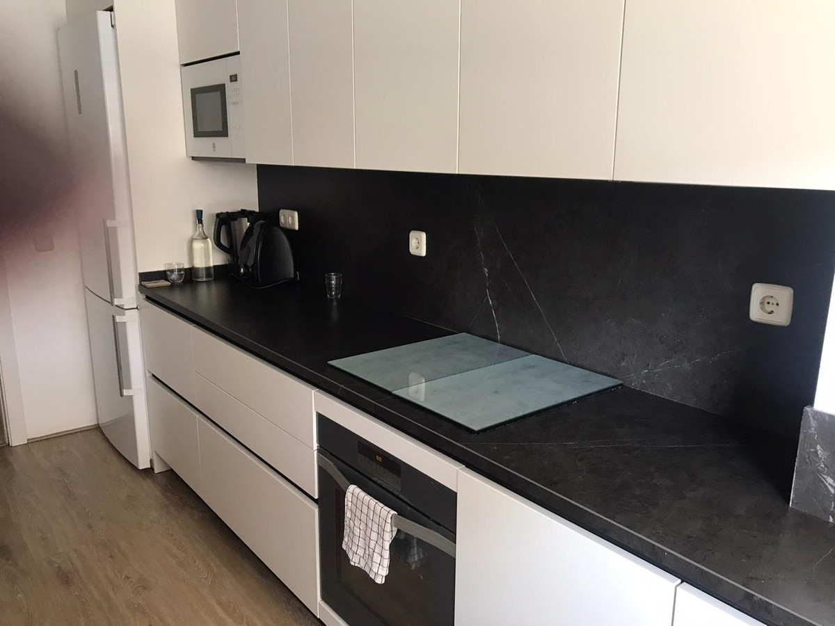 Appartement te koop in Estepona | 3 slaapkamers H5361697