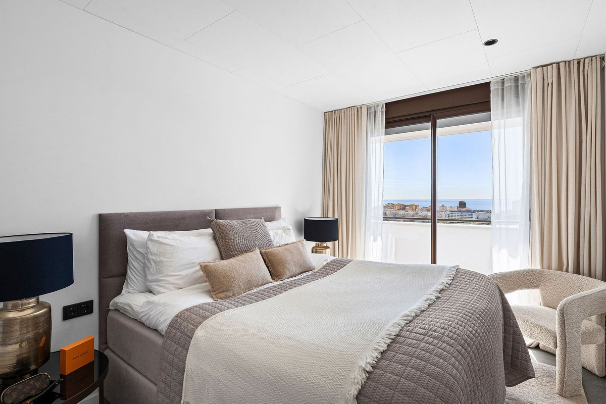 Penthouse te koop in Estepona | 3 slaapkamers H5361727