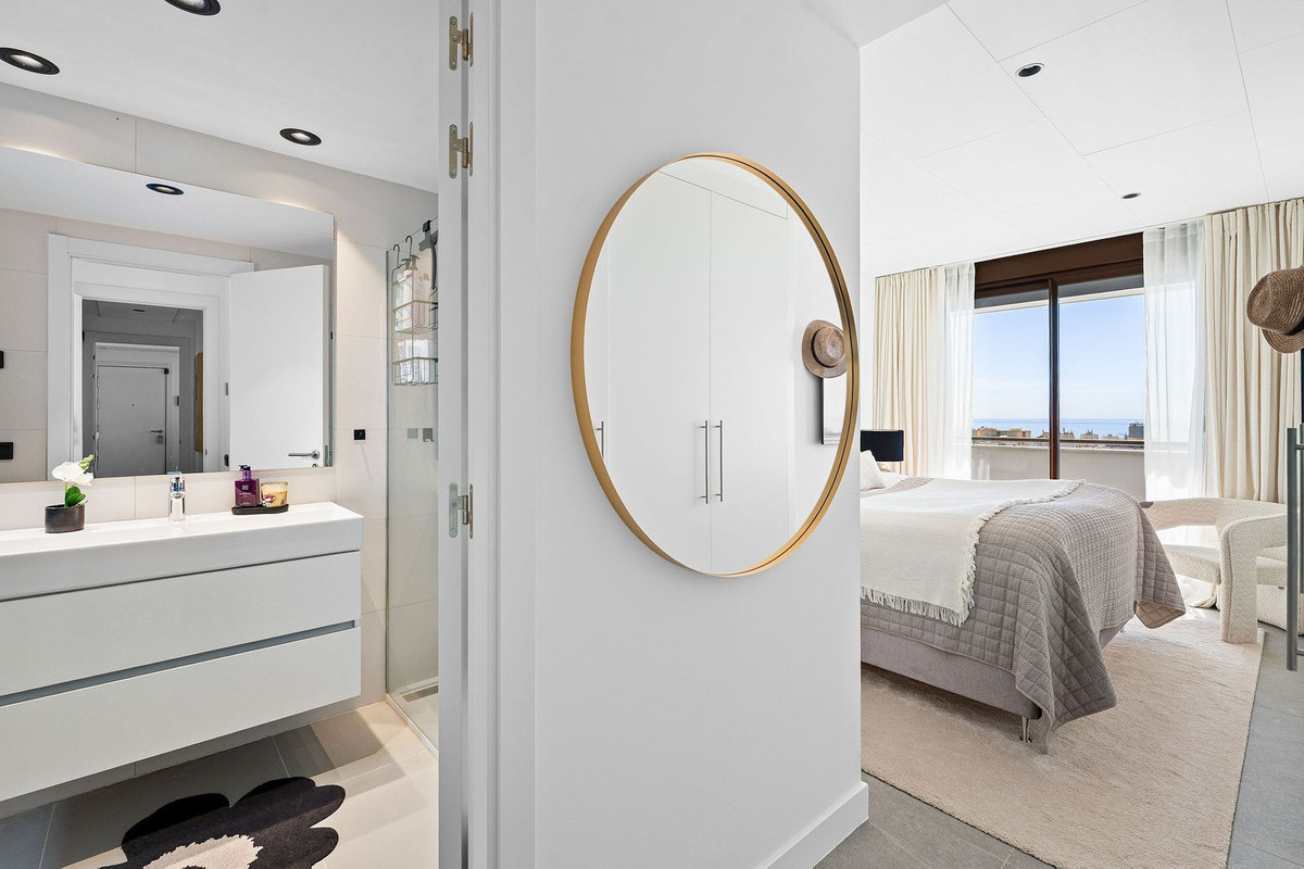 Penthouse te koop in Estepona | 3 slaapkamers H5361727