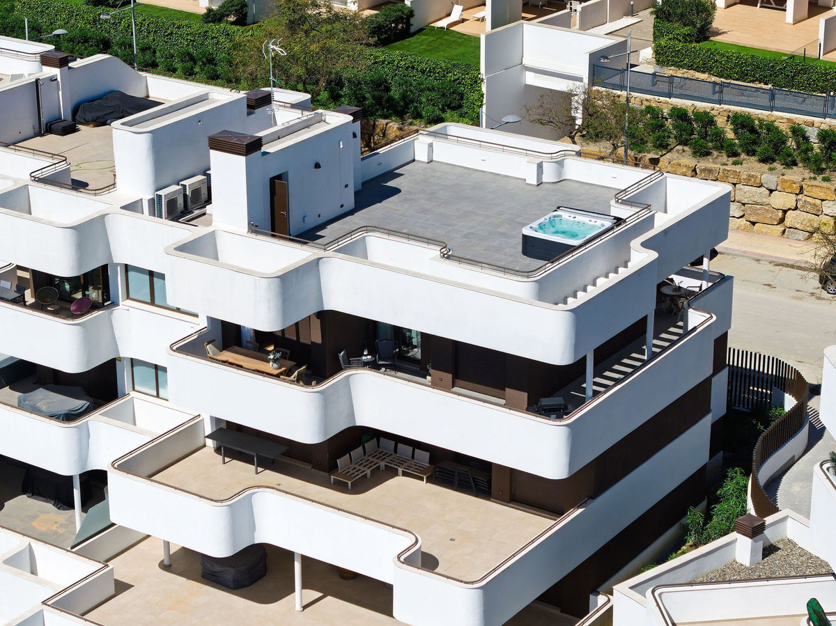 Penthouse te koop in Estepona | 3 slaapkamers H5361727