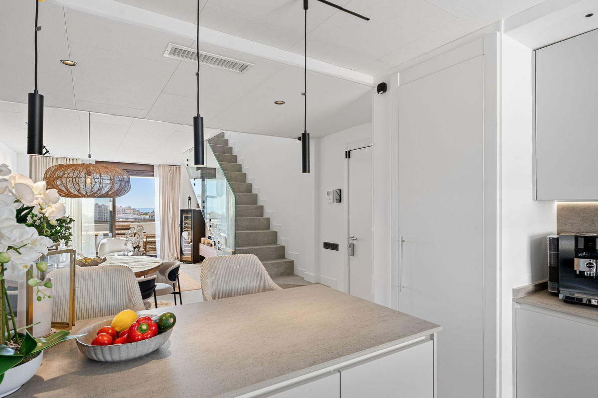 Penthouse te koop in Estepona | 3 slaapkamers H5361727