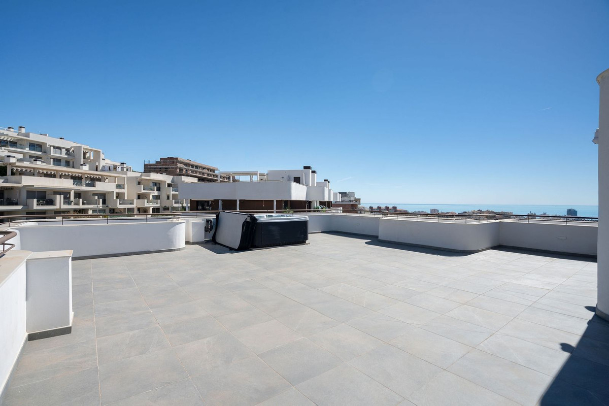 Penthouse te koop in Estepona | 3 slaapkamers H5361727