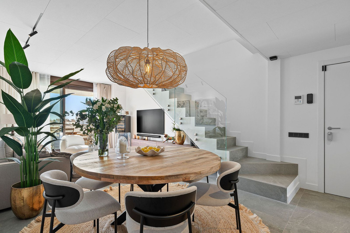 Penthouse te koop in Estepona | 3 slaapkamers H5361727