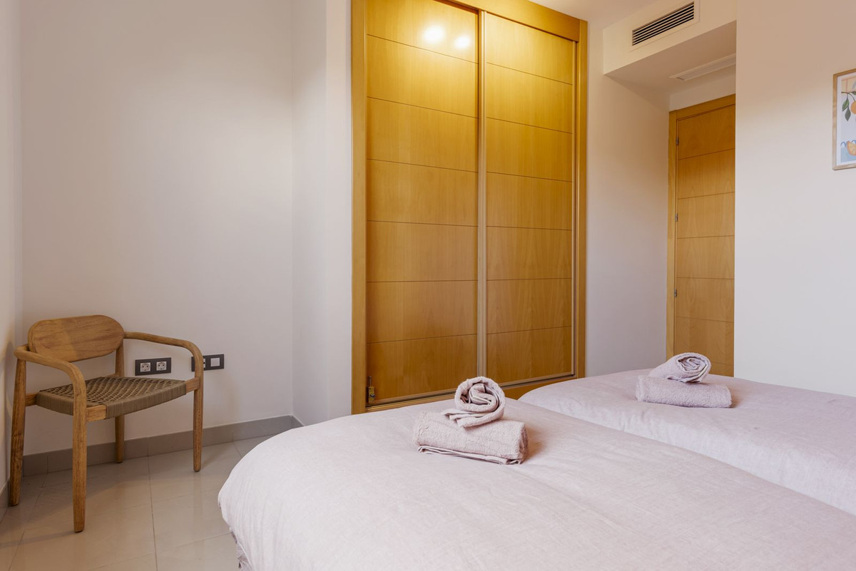 Appartement te koop in Estepona | 2 slaapkamers H5361883