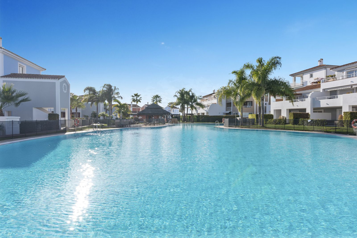 Appartement te koop in Estepona | 2 slaapkamers H5361883