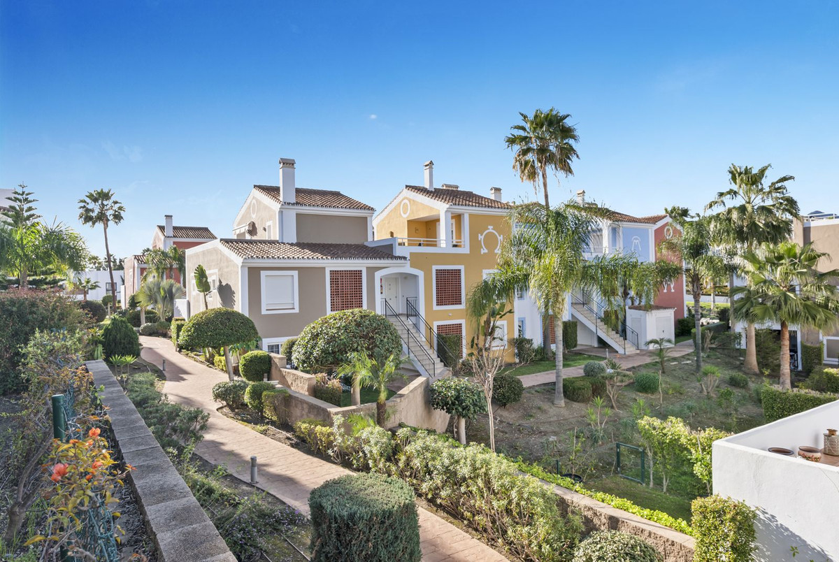 Appartement te koop in Estepona | 2 slaapkamers H5361883