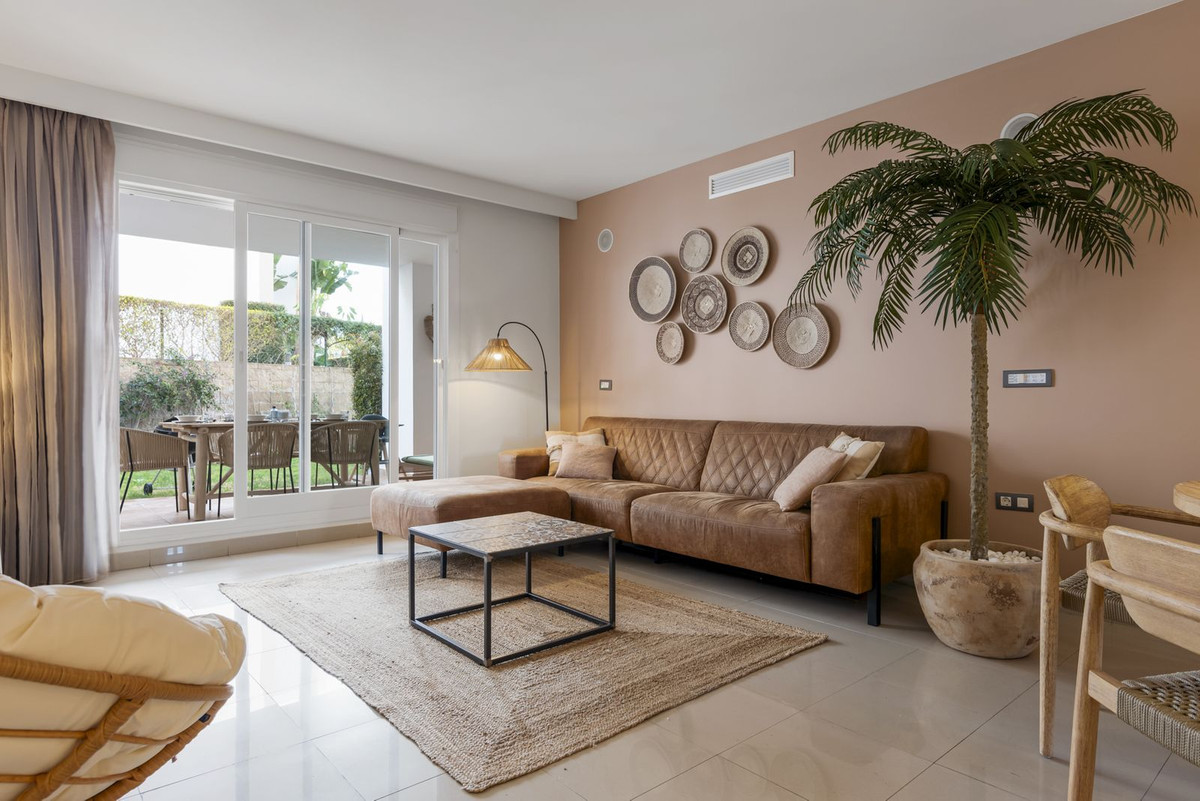 Appartement te koop in Estepona | 2 slaapkamers H5361883