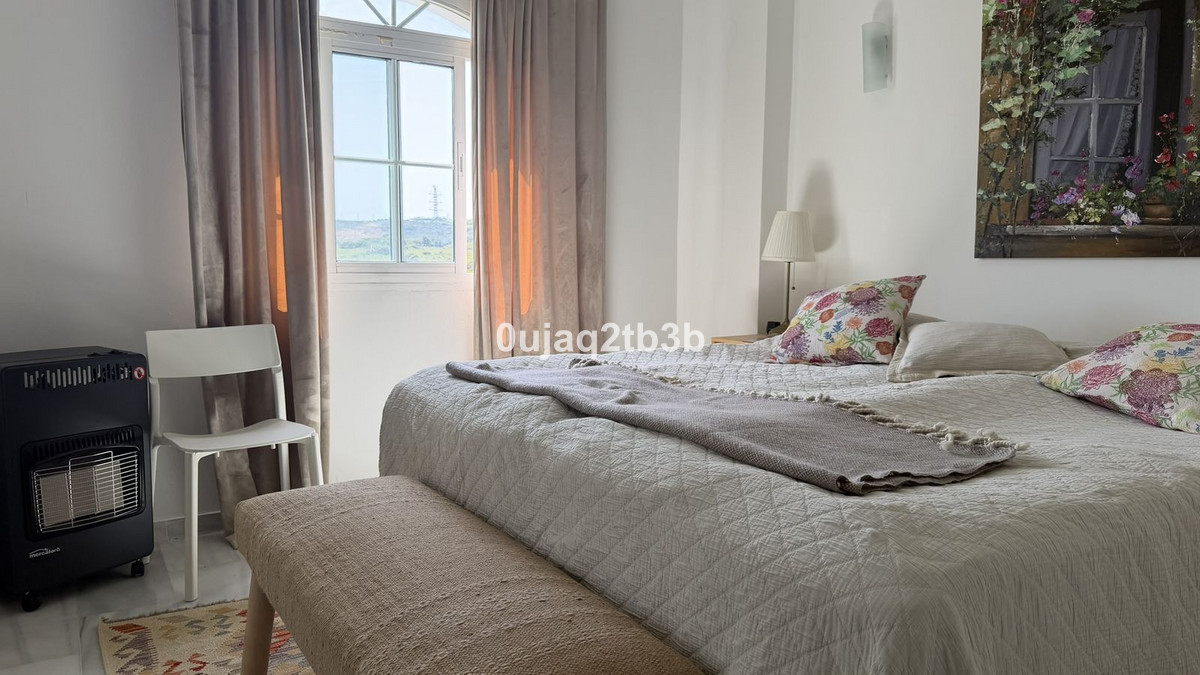 Appartement te koop in Estepona | 2 slaapkamers H5362549
