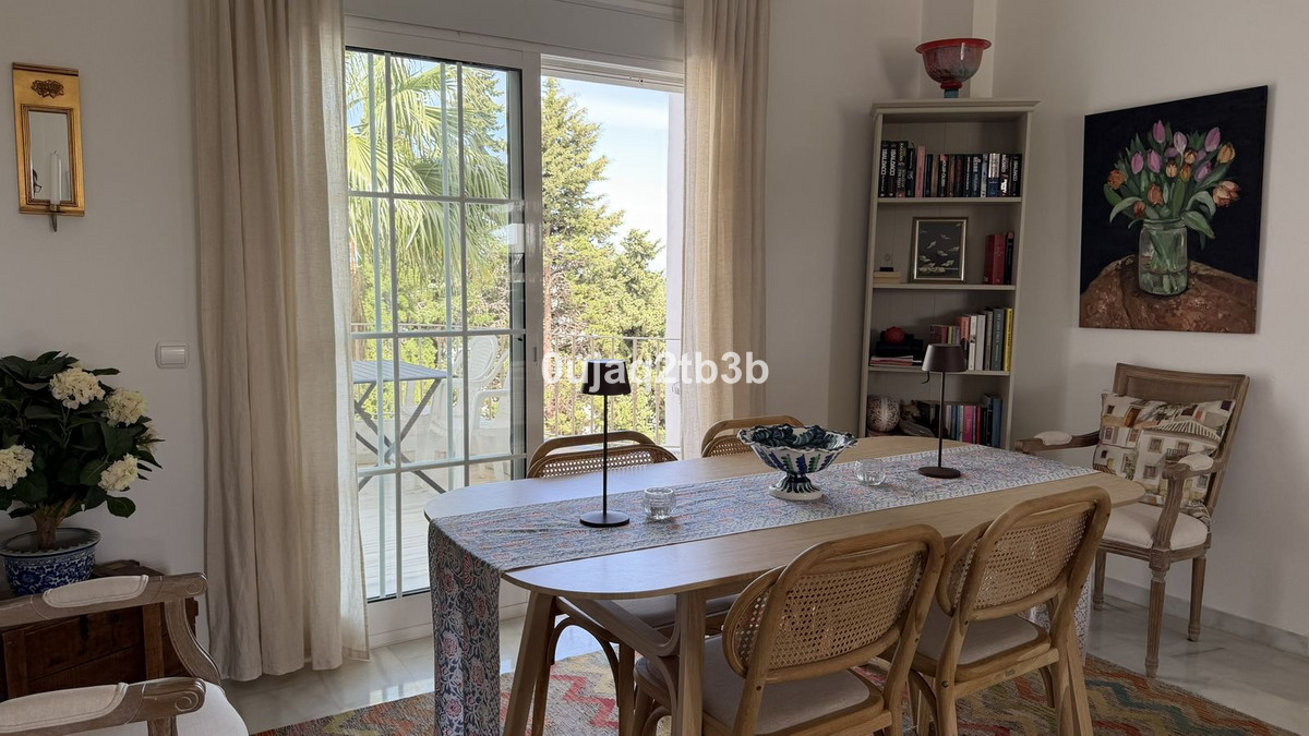 Appartement te koop in Estepona | 2 slaapkamers H5362549