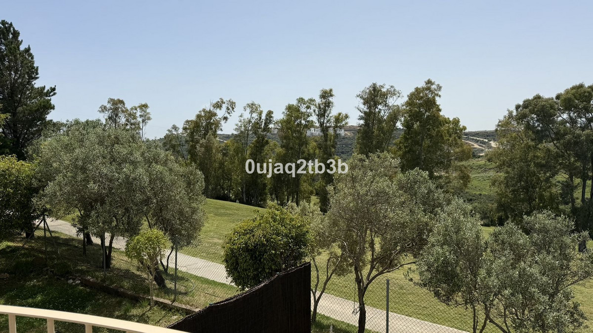 Appartement te koop in Estepona | 2 slaapkamers H5362549