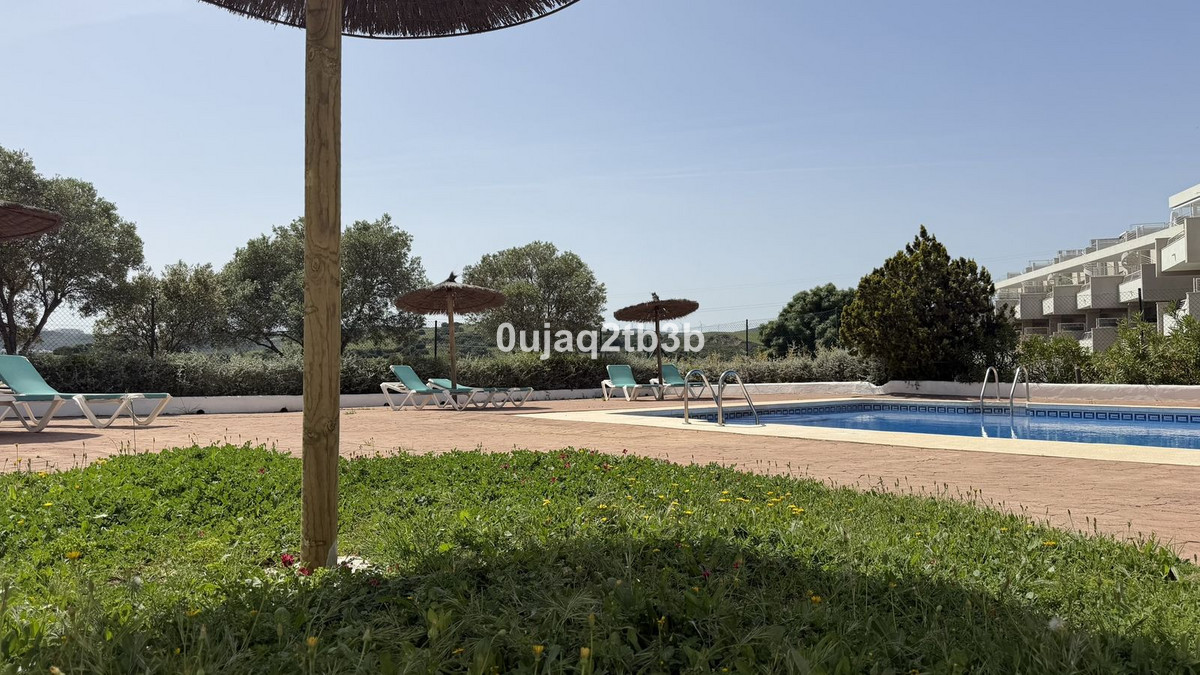 Appartement te koop in Estepona | 2 slaapkamers H5362549