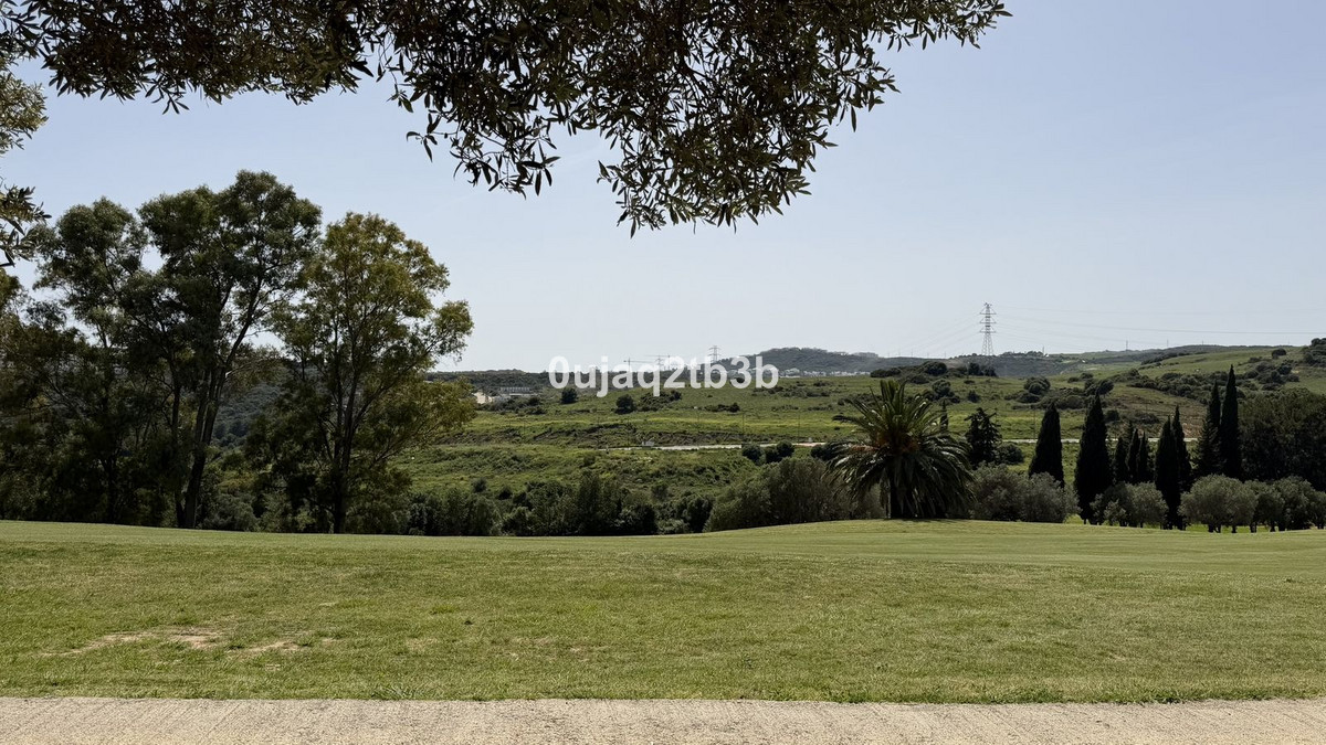 Appartement te koop in Estepona | 2 slaapkamers H5362549