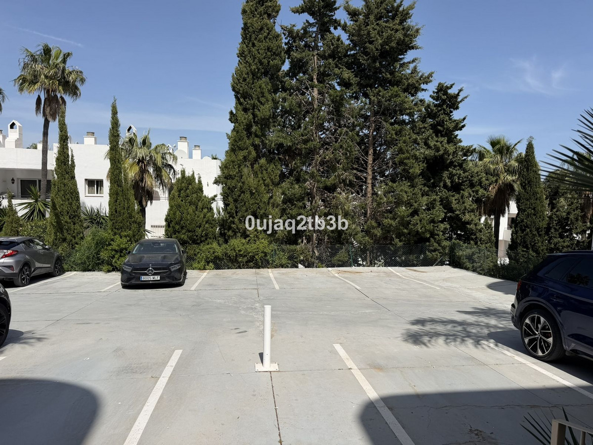 Appartement te koop in Estepona | 2 slaapkamers H5362549