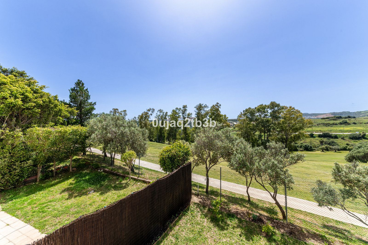 Appartement te koop in Estepona | 2 slaapkamers H5362549