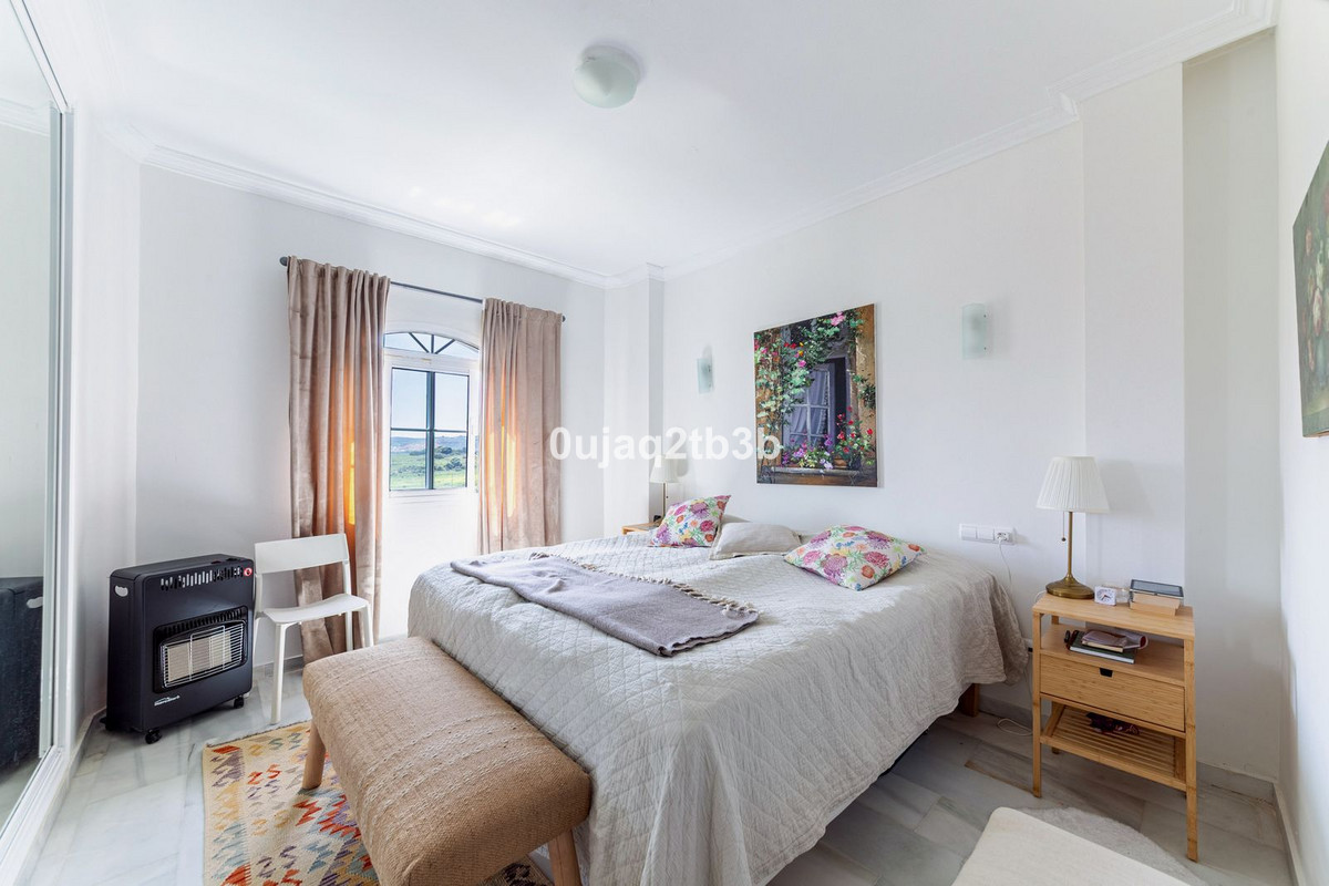 Appartement te koop in Estepona | 2 slaapkamers H5362549