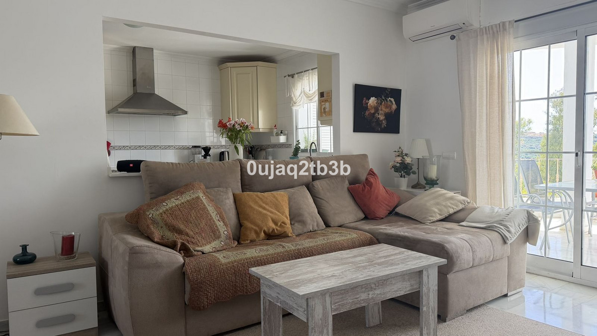 Appartement te koop in Estepona | 2 slaapkamers H5362549