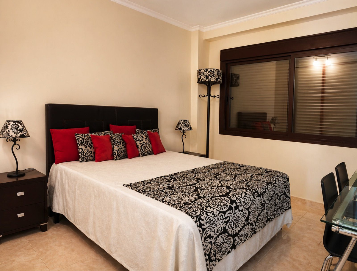 Appartement te koop in Estepona | 2 slaapkamers H5362918