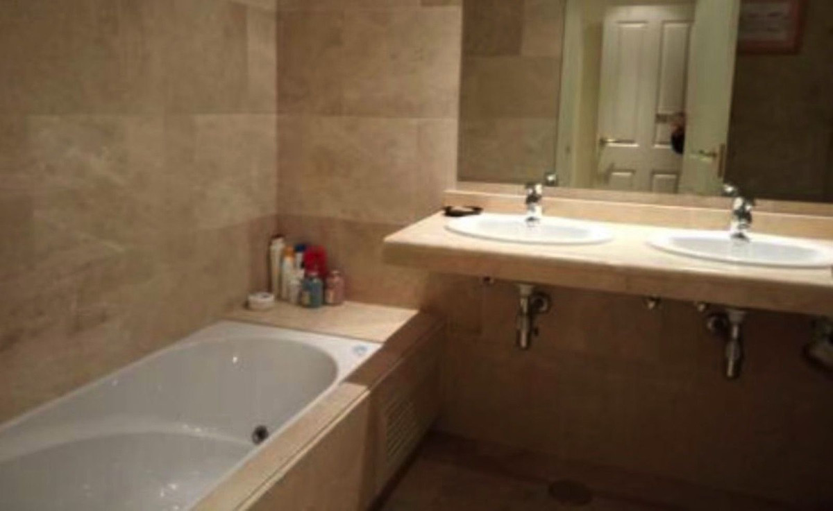 Appartement te koop in Estepona | 2 slaapkamers H5362918