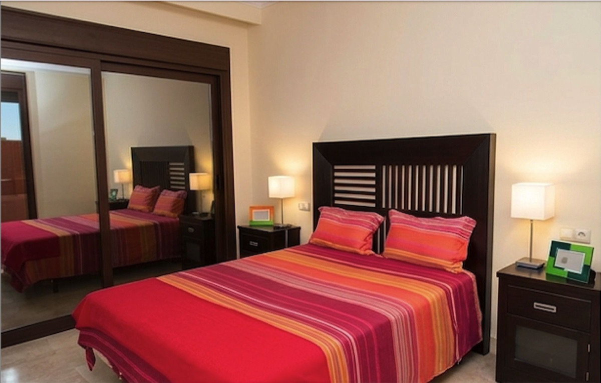 Appartement te koop in Estepona | 2 slaapkamers H5362918