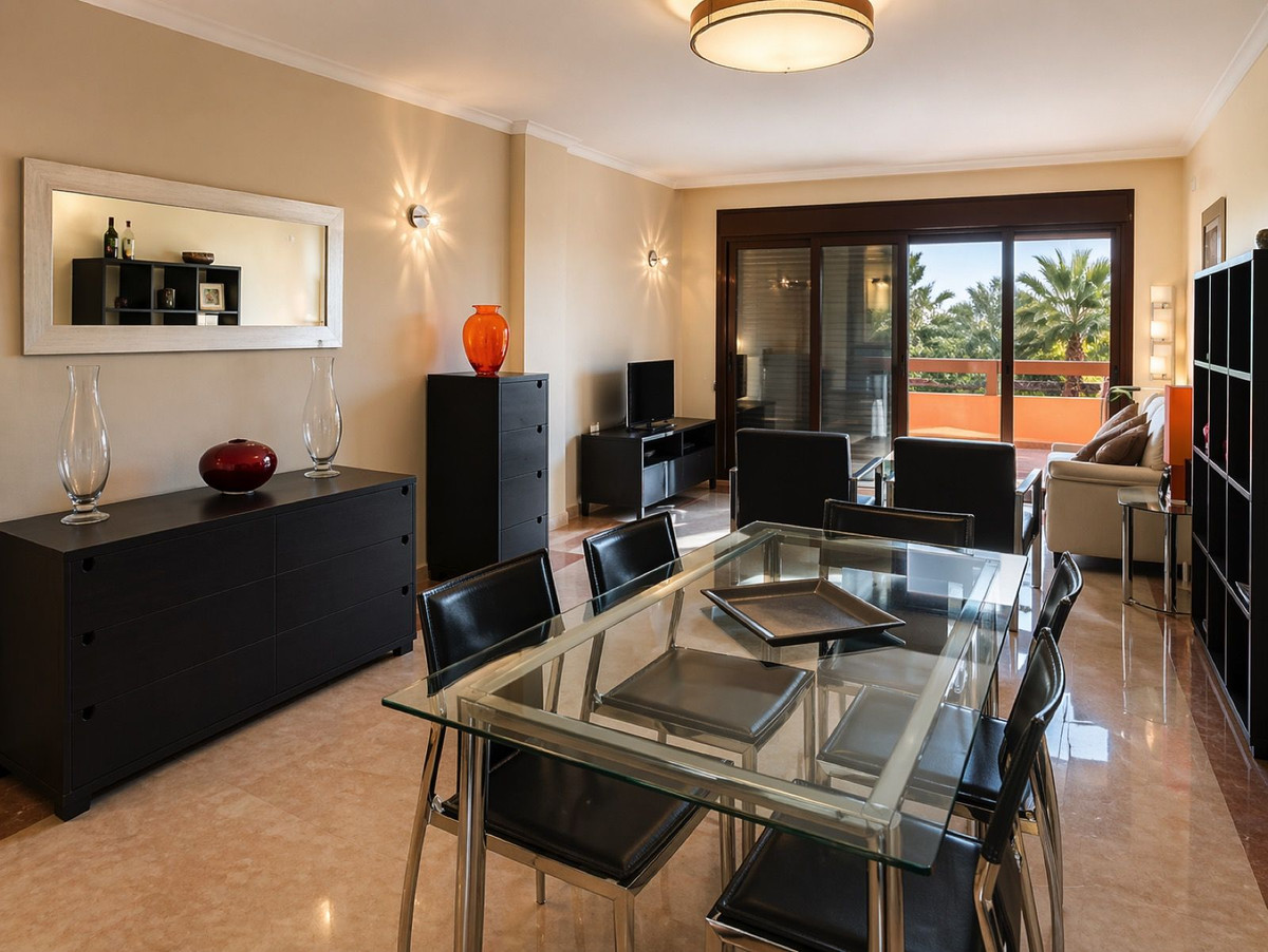 Appartement te koop in Estepona | 2 slaapkamers H5362918