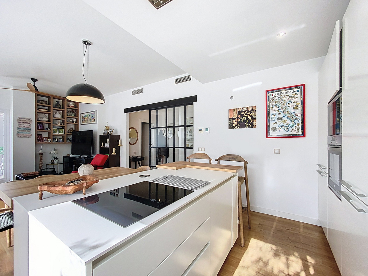 Penthouse te koop in Estepona | 2 slaapkamers H5363077