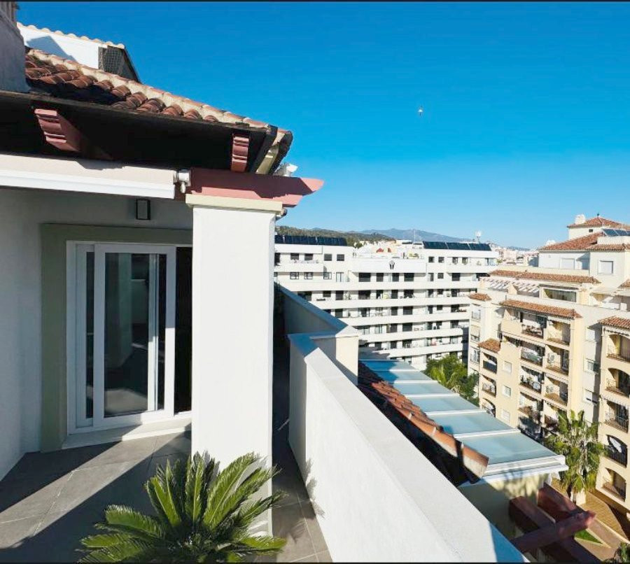 Penthouse te koop in Estepona | 2 slaapkamers H5363077