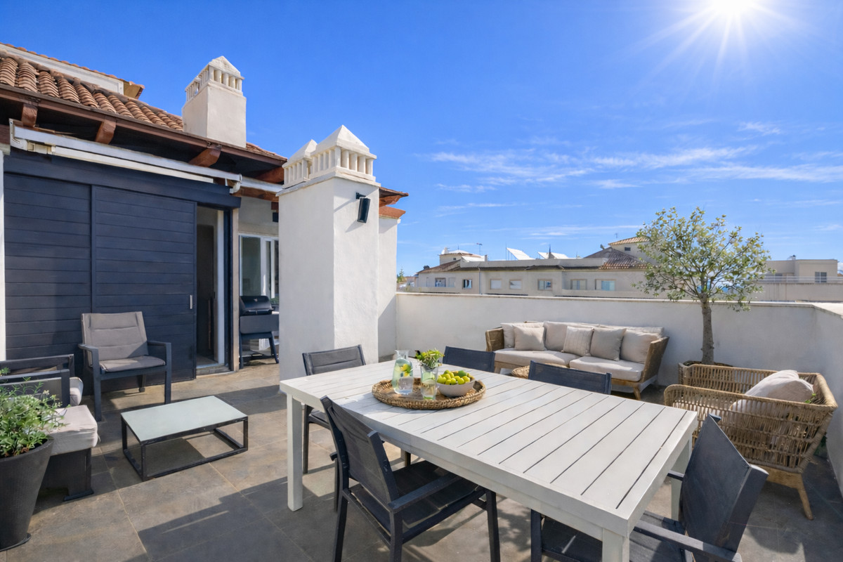 Penthouse te koop in Estepona | 2 slaapkamers H5363077