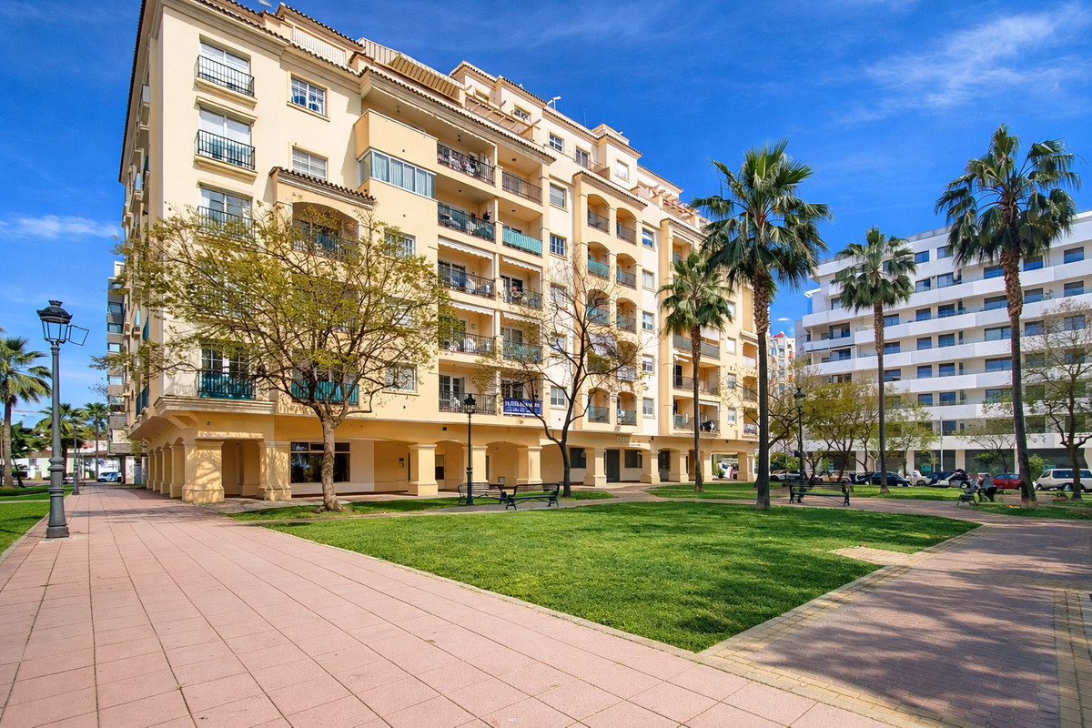 Penthouse te koop in Estepona | 2 slaapkamers H5363077
