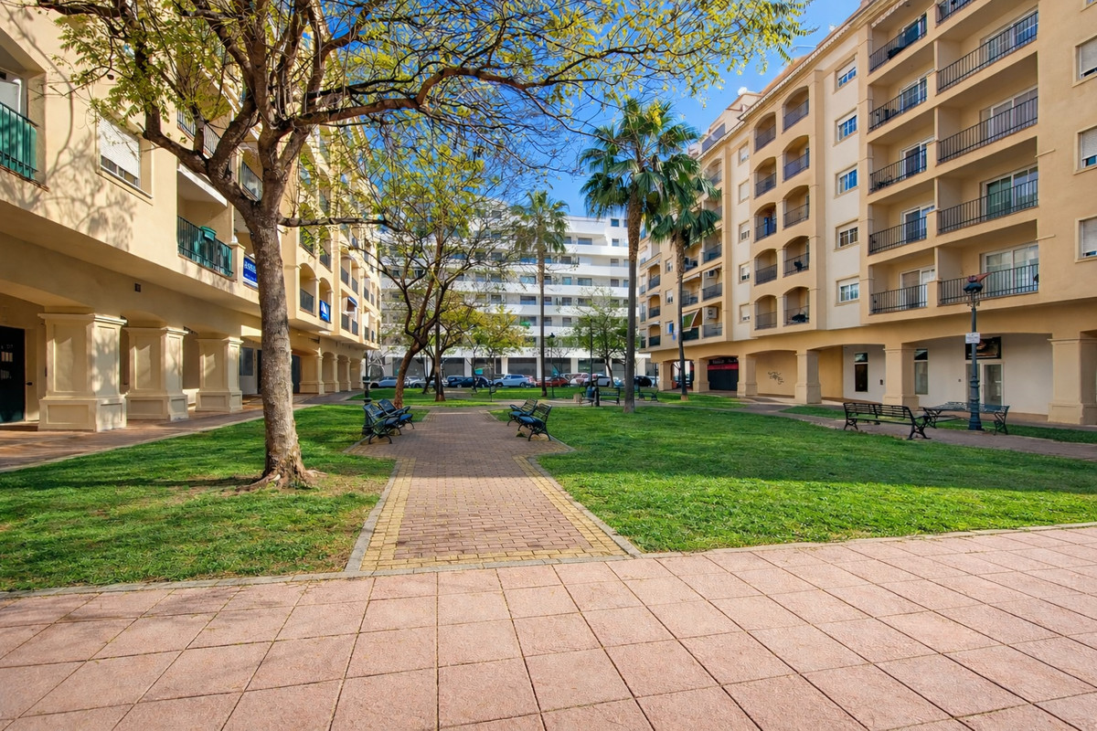 Penthouse te koop in Estepona | 2 slaapkamers H5363077