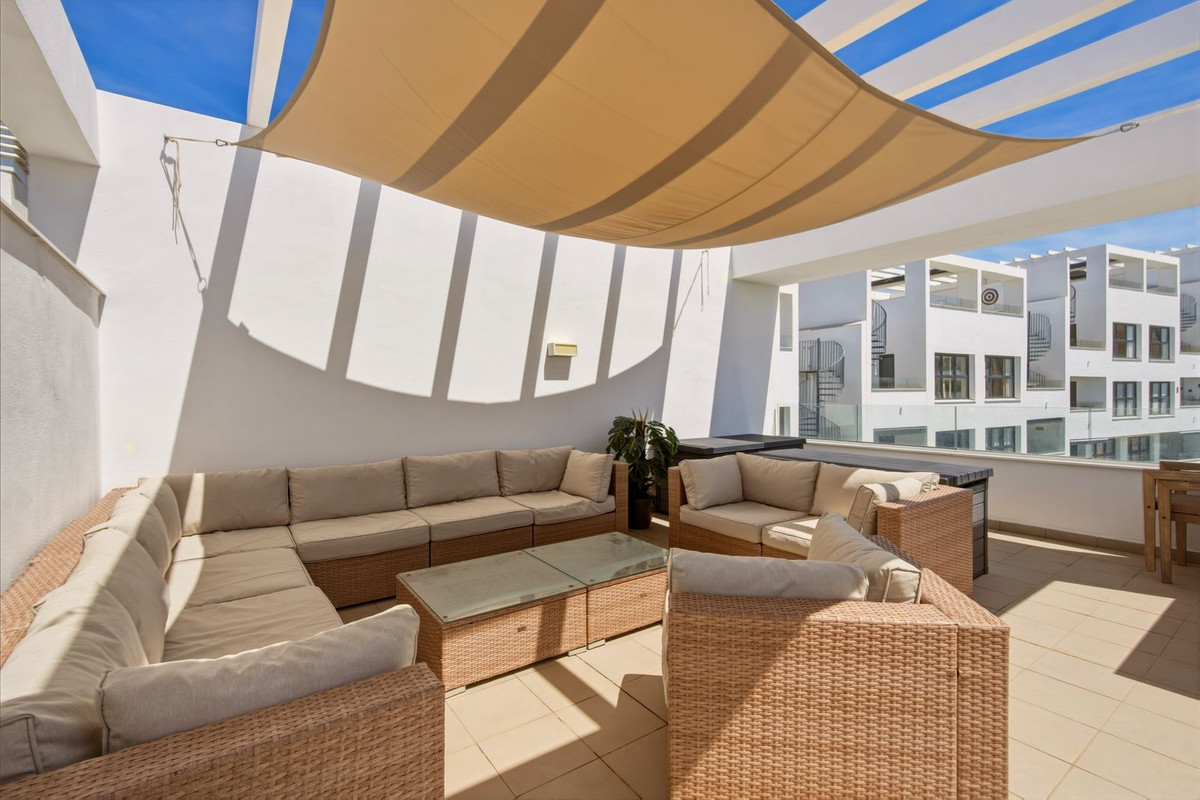 Penthouse te koop in Estepona | 3 slaapkamers H5363704