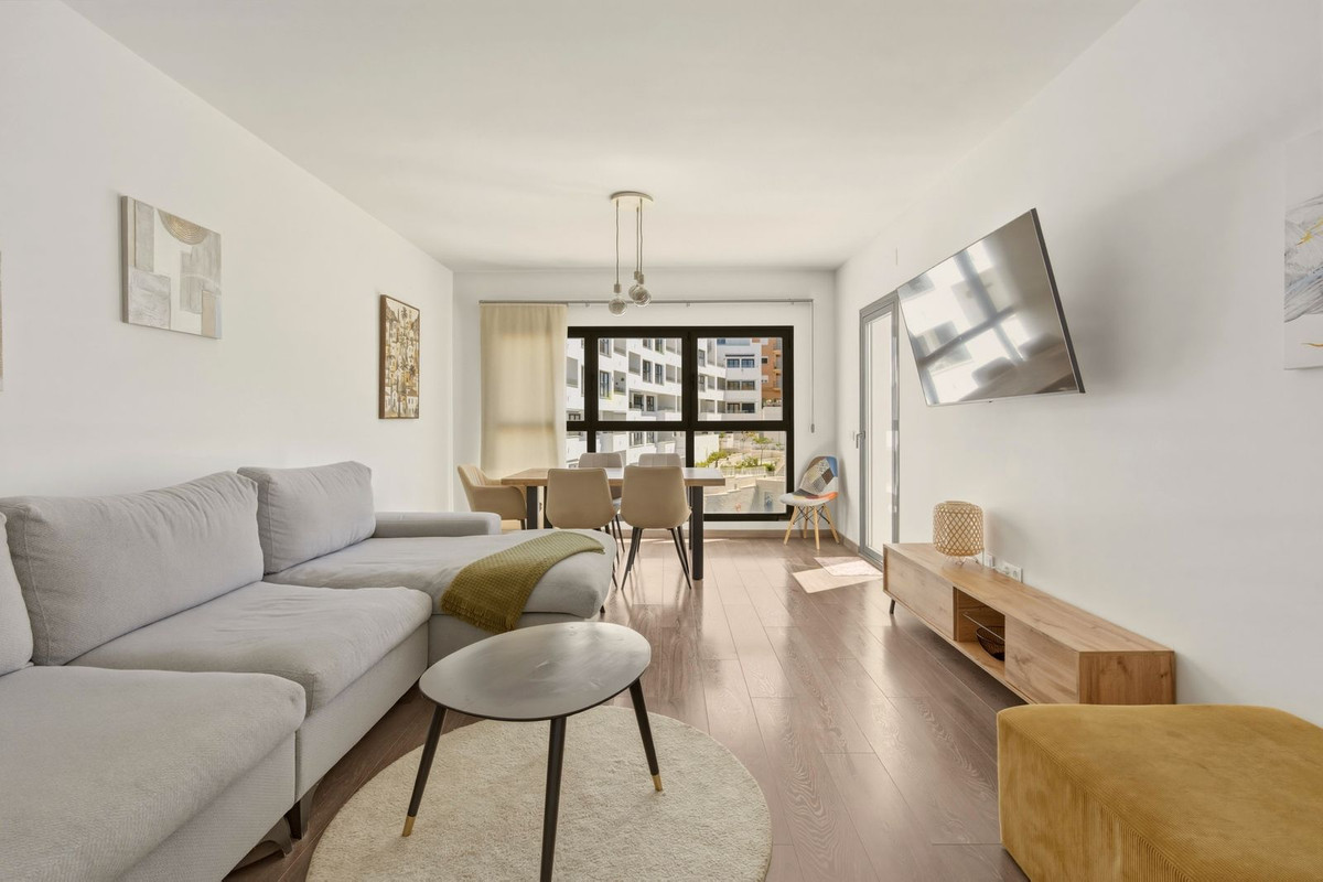 Penthouse te koop in Estepona | 3 slaapkamers H5363704