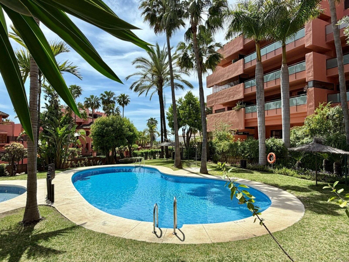 Appartement te koop in Estepona | 2 slaapkamers H5364100