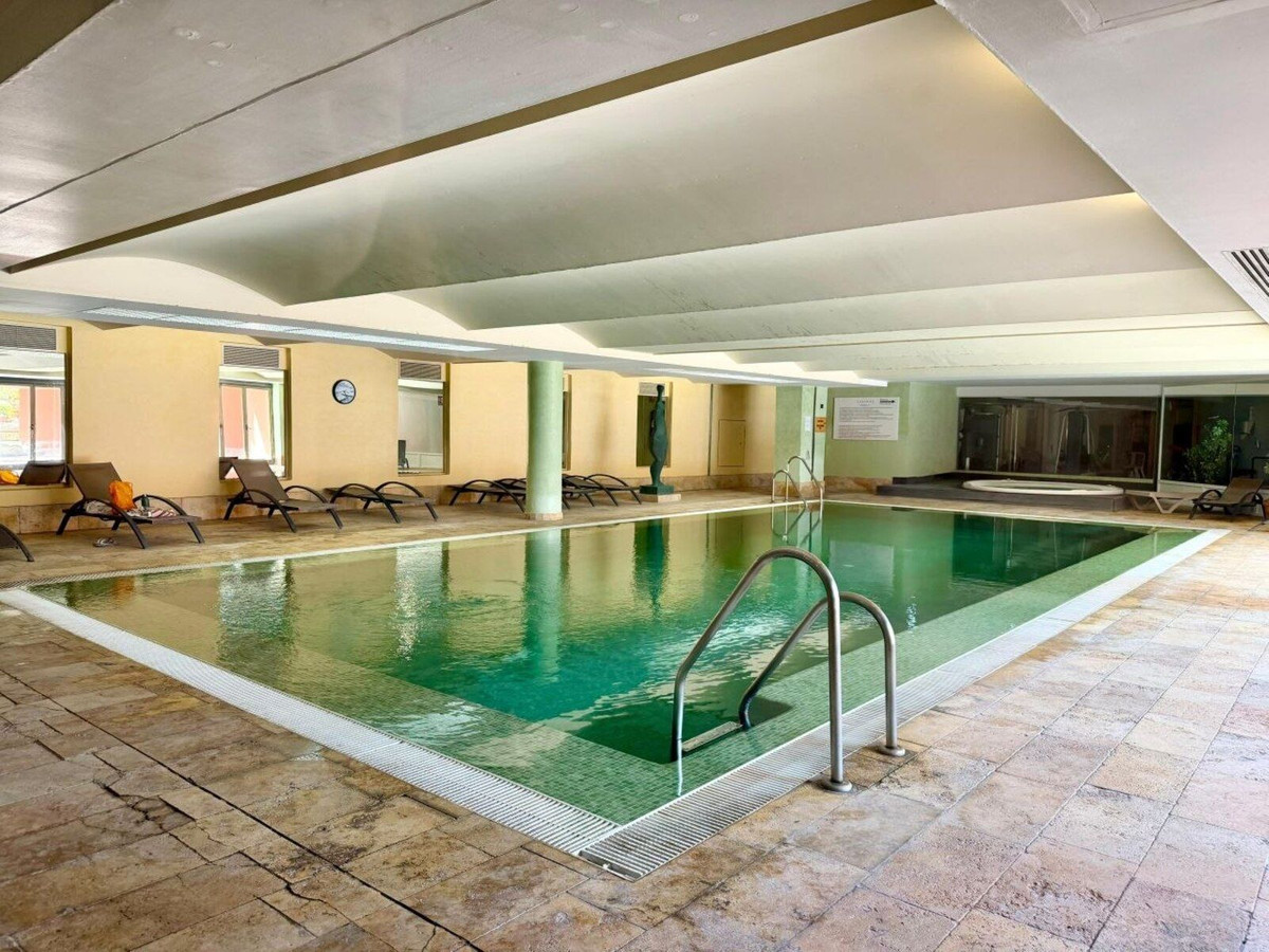 Appartement te koop in Estepona | 2 slaapkamers H5364100