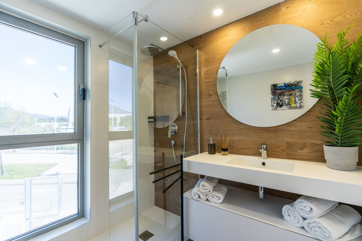 Appartement te koop in Estepona | 2 slaapkamers H5364157