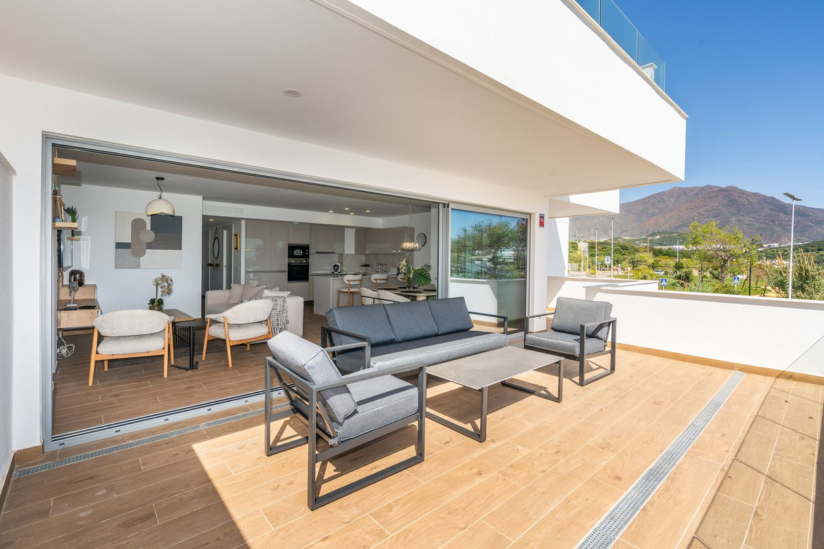 Appartement te koop in Estepona | 2 slaapkamers H5364157