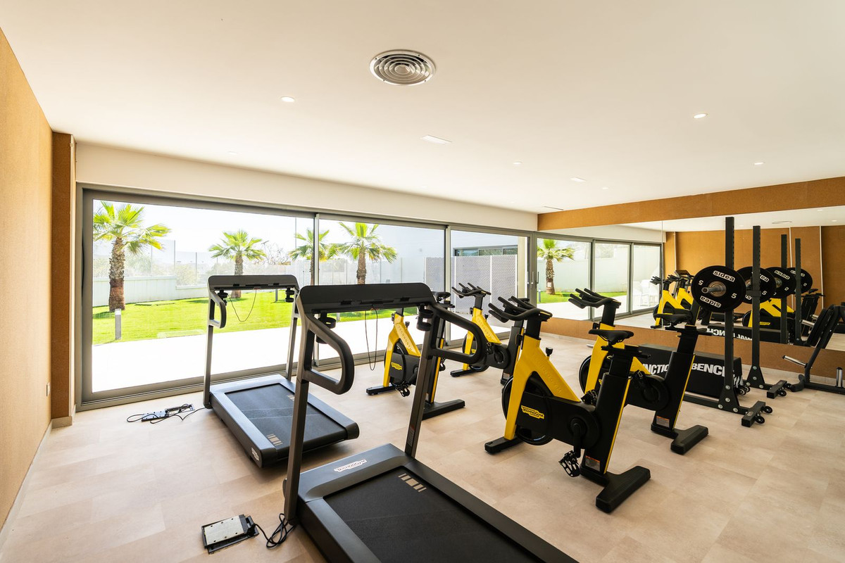 Appartement te koop in Estepona | 2 slaapkamers H5364157