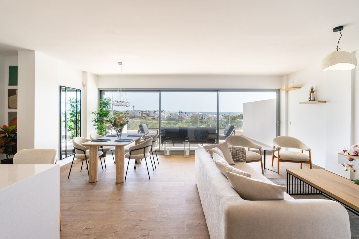 Appartement te koop in Estepona | 2 slaapkamers H5364157