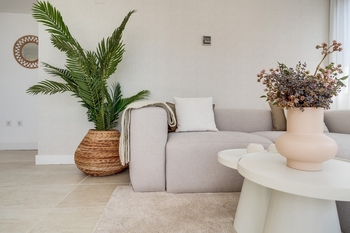 Appartement te koop in Estepona | 2 slaapkamers H5364298