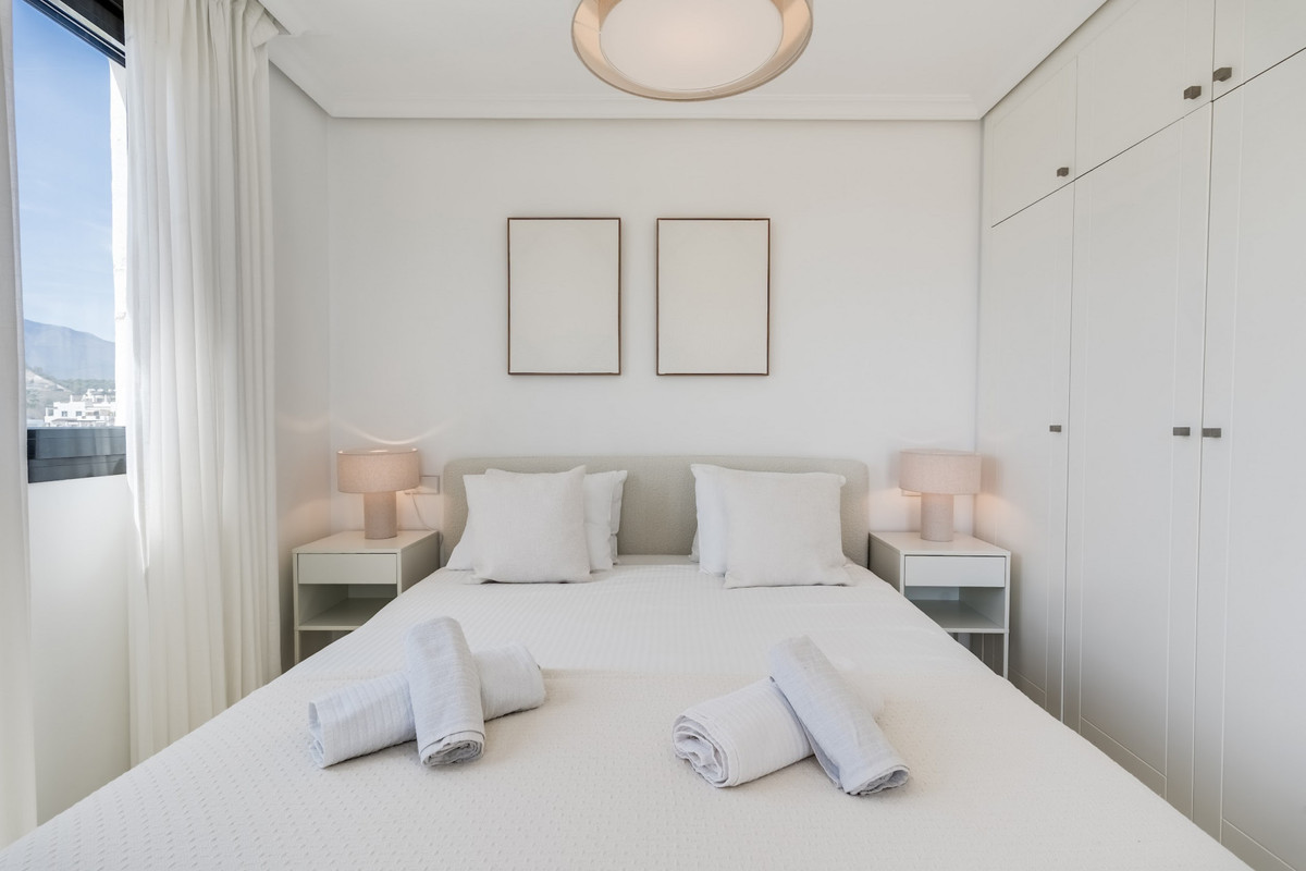 Appartement te koop in Estepona | 2 slaapkamers H5364298